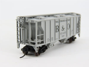 N Scale Atlas B&O Baltimore & Ohio Railroad 2-Bay Covered Hopper #631463