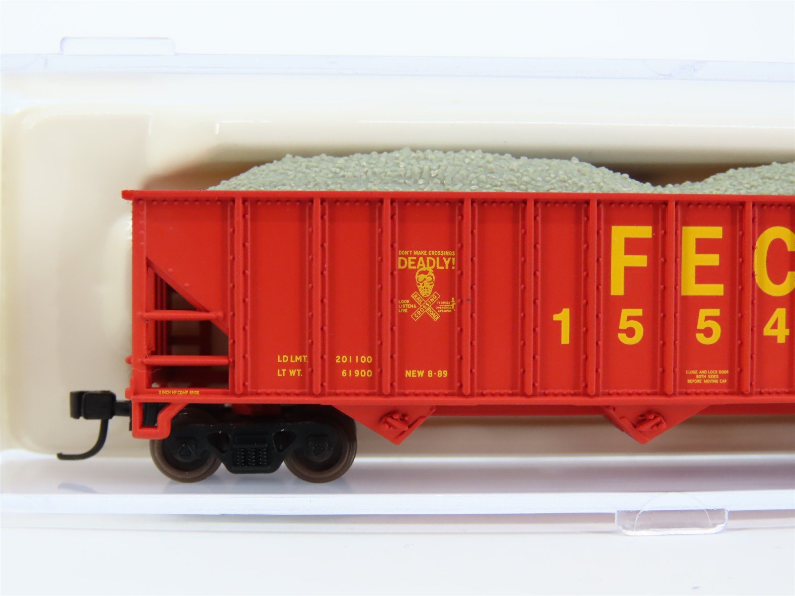 N Scale Atlas TA-103A FEC Florida East Coast 3-Bay Open Hopper #15545 w/ Load