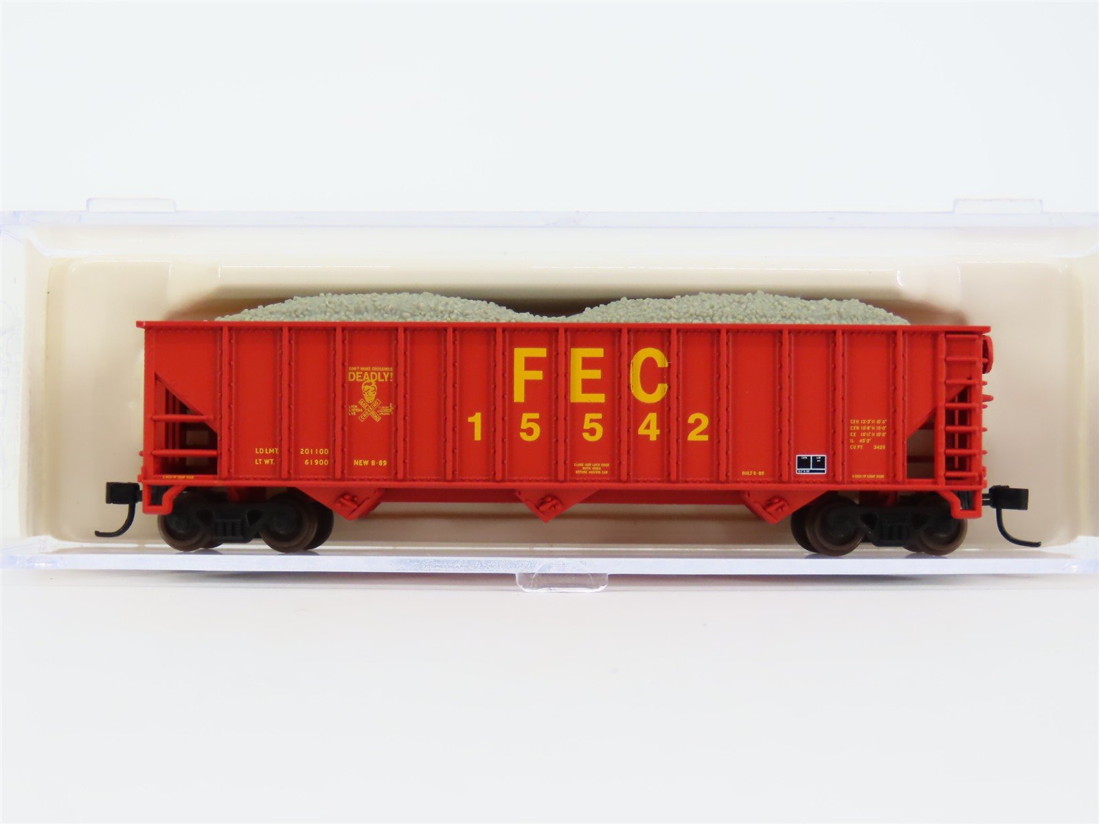 N Scale Atlas TA-103B FEC Florida East Coast 3-Bay Covered Hopper #15542 w/ Load
