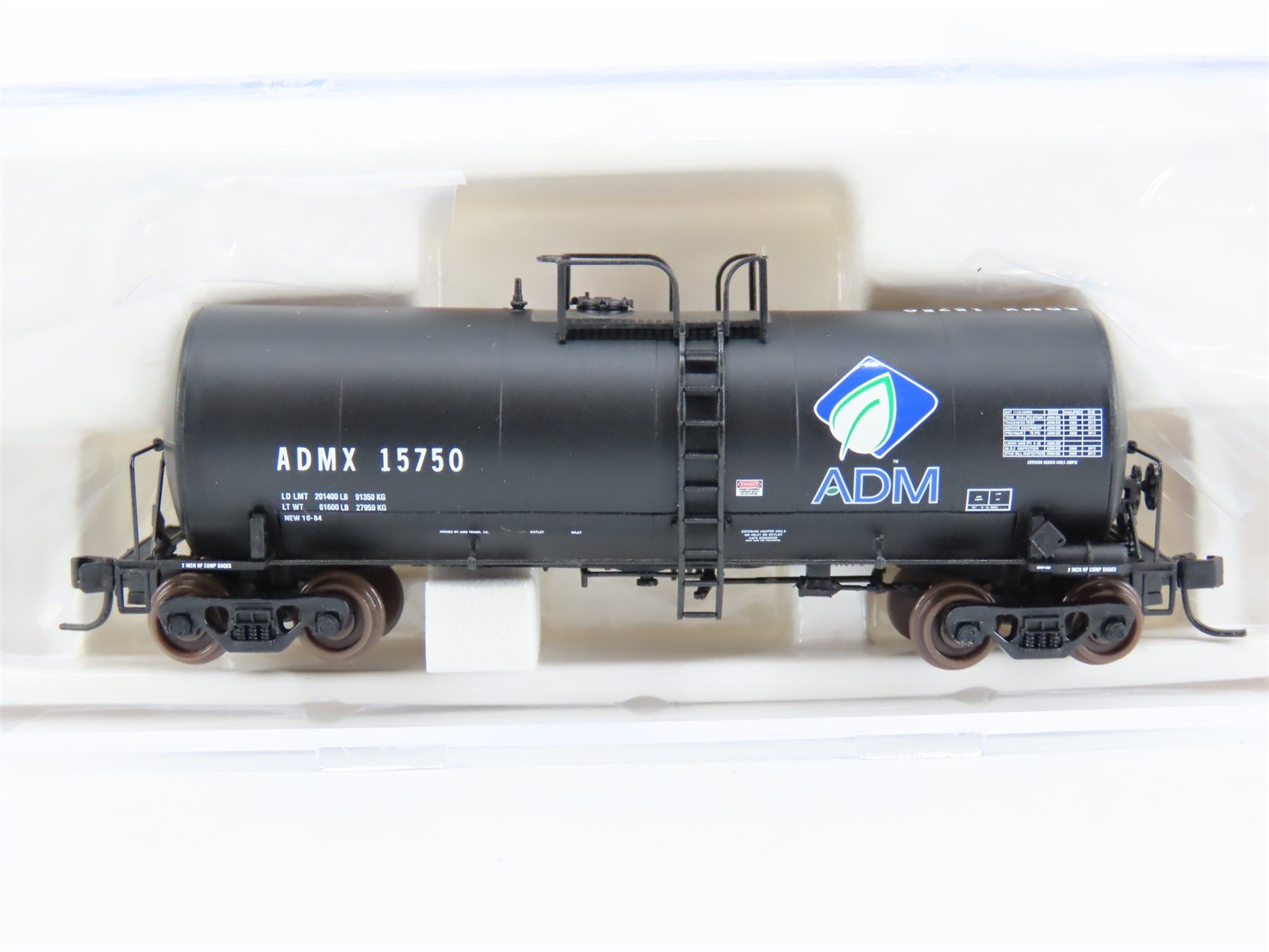 N Scale Atlas 40212 ADMX 17,600 Gallon Tank Car #15750