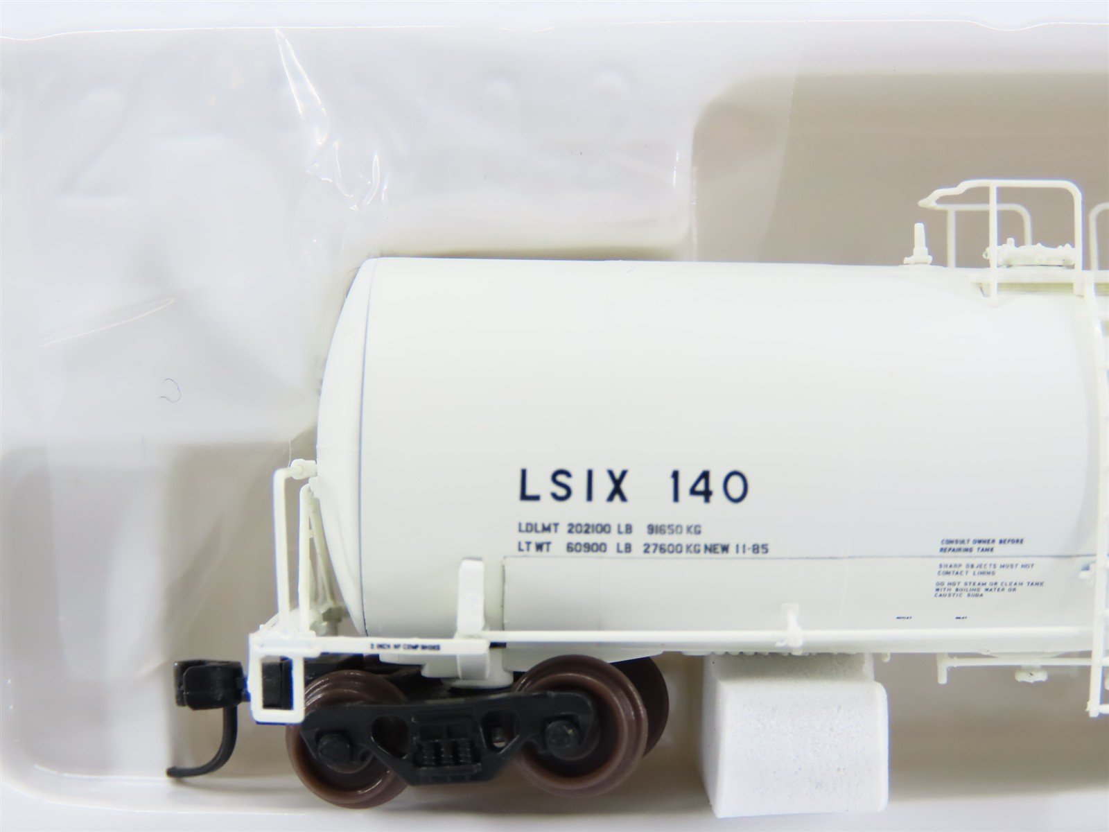 N Scale Atlas 40261 LSIX Liquid Sugars 17,600 Gallon Tank Car #140