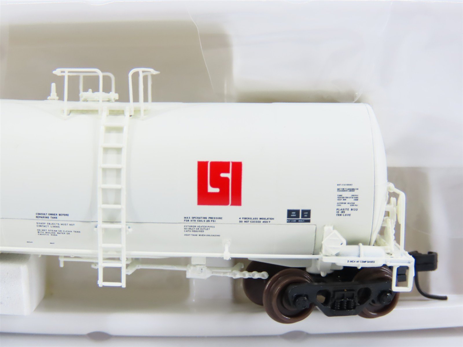 N Scale Atlas 40261 LSIX Liquid Sugars 17,600 Gallon Tank Car #140