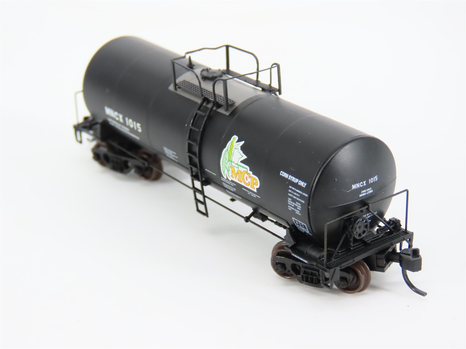 N Scale Atlas 40277 MNCX Minnesota Corn Processors 17,600 Gallon Tank Car #1015