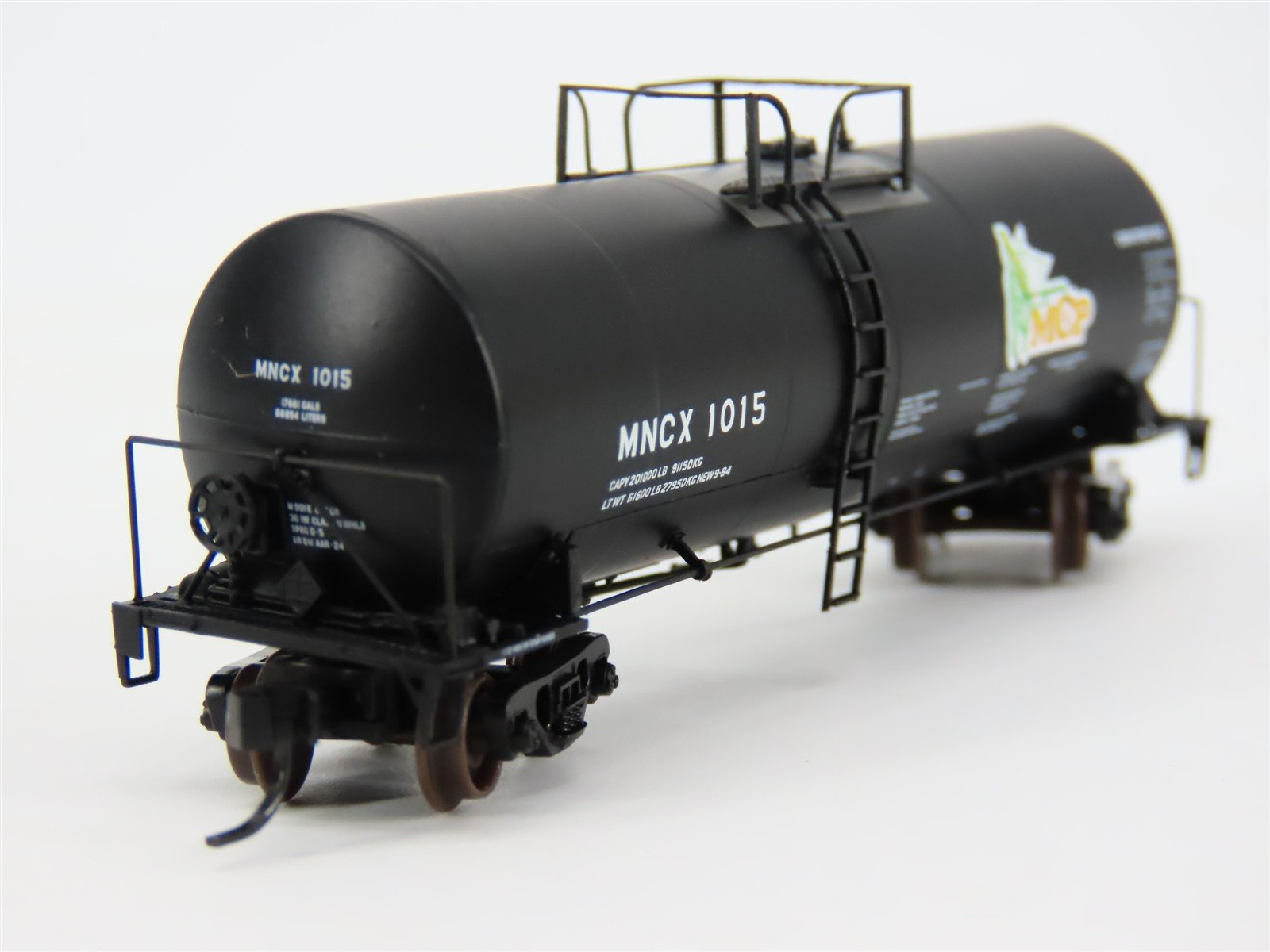 N Scale Atlas 40277 MNCX Minnesota Corn Processors 17,600 Gallon Tank Car #1015