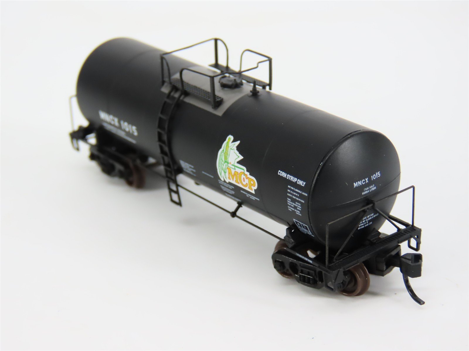 N Scale Atlas 40277 MNCX Minnesota Corn Processors 17,600 Gallon Tank Car #1015