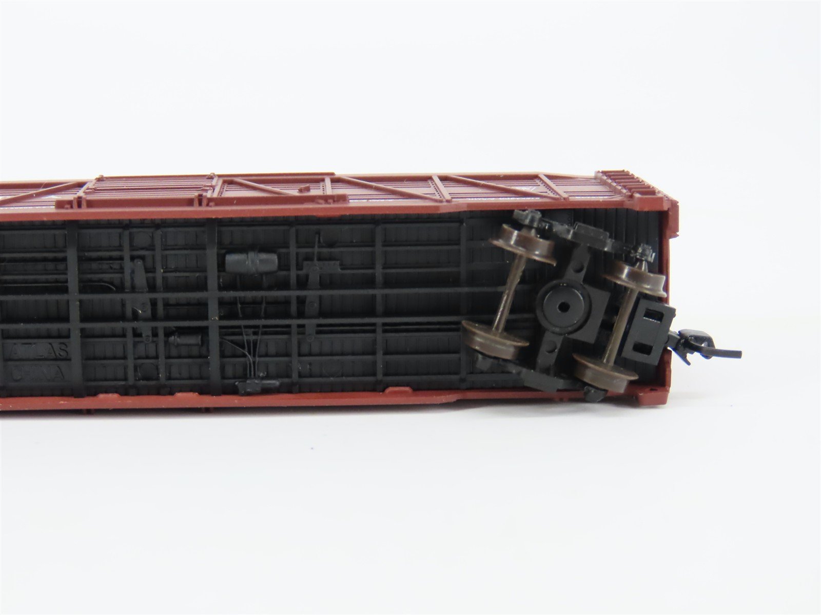 N Scale Atlas 35493 PRR Pennsylvania Railroad 50' Stock Car #130011