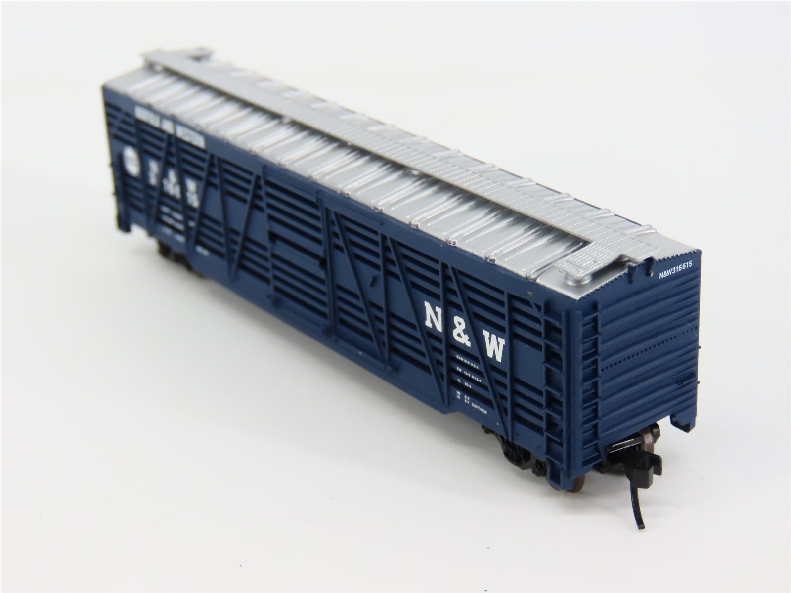 N Scale Atlas 35423 N&W Norfolk & Western Railroad 50' Stock Car #316615