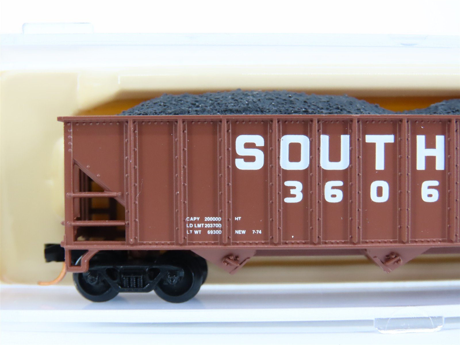 N Scale Atlas 32721 SOU Southern Railway 3-Bay Open Hopper #360659 w/ Load