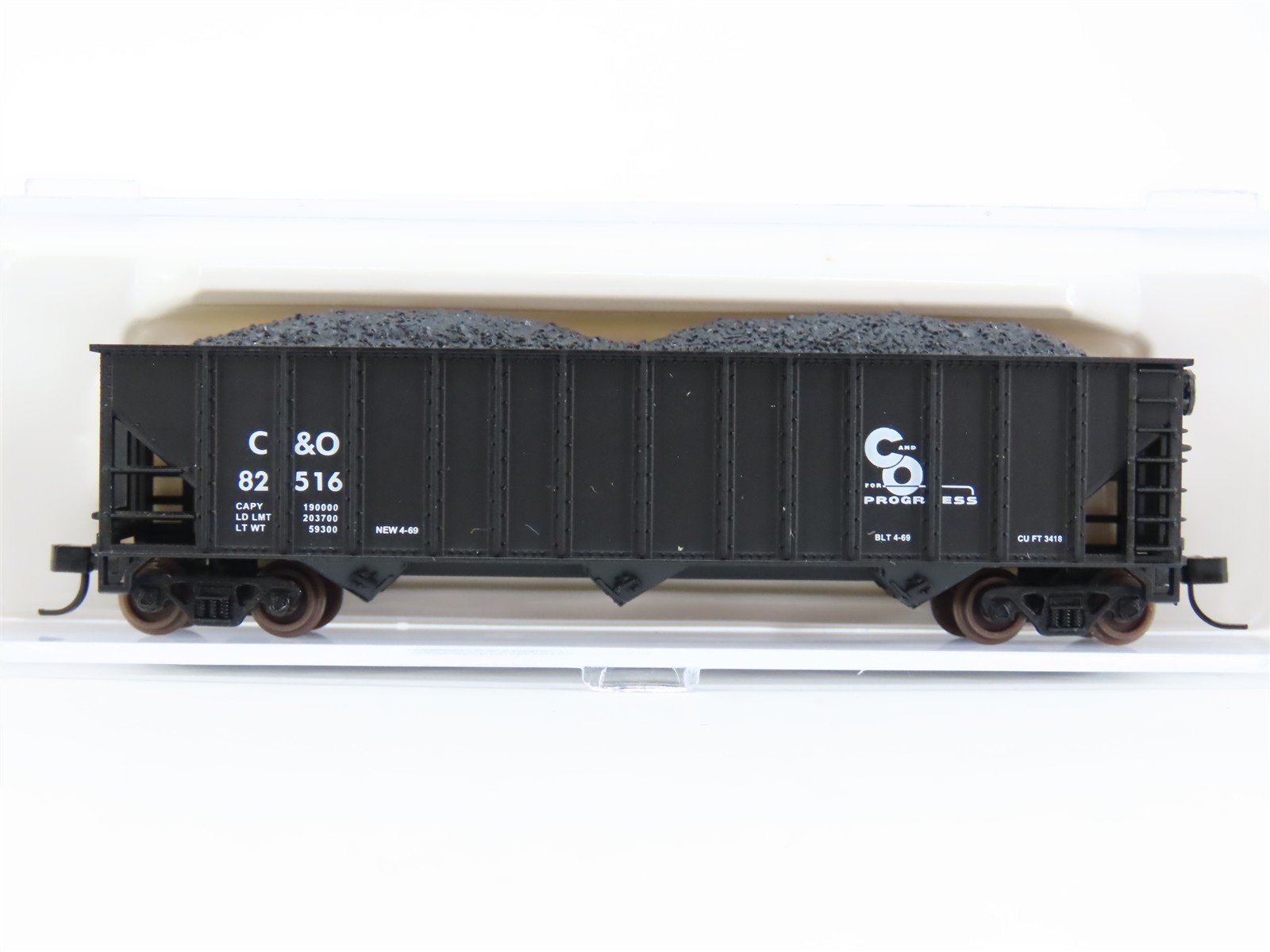N Scale Atlas 32786 C&O Chesapeake & Ohio 3-Bay Open Hopper #82516 w/ Load