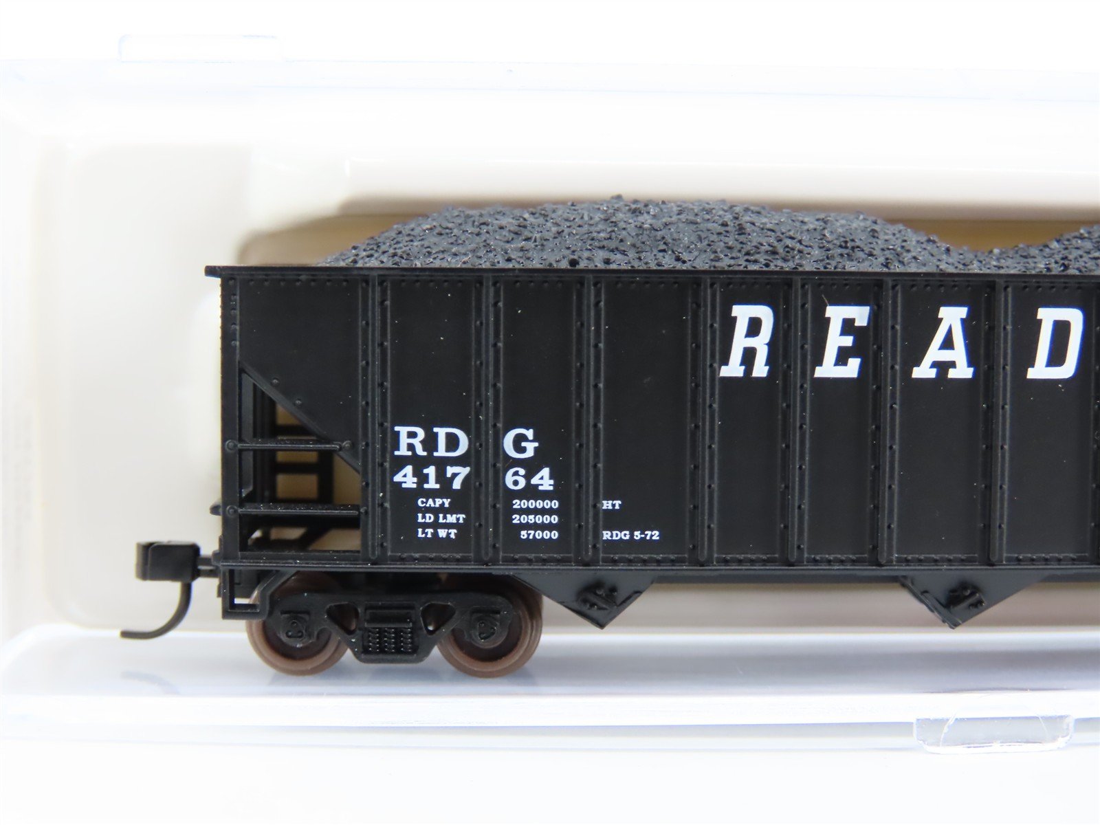 N Scale Atlas 32746 RDG Reading Railroad 3-Bay Open Hopper #41764 w/ Load