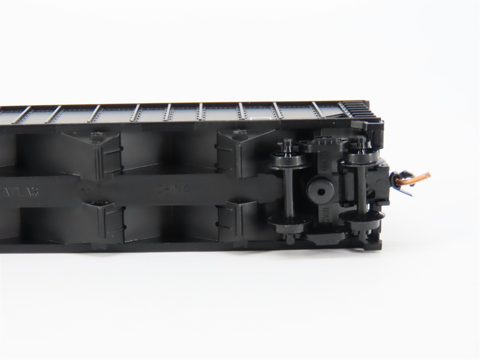 N Scale Atlas 32981 RDG Reading Railroad 3-Bay Open Hopper #483851 w/ Load