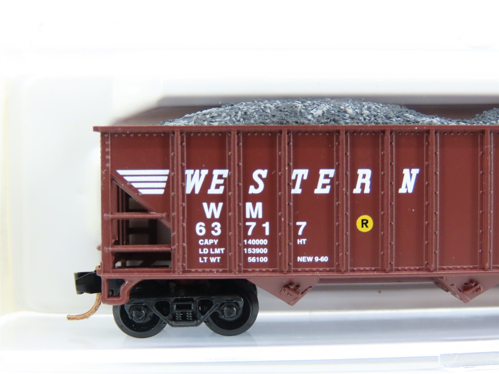 N Scale Atlas 32661 WM Western Maryland 3-Bay Open Hopper #63717 w/ Load