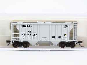 N Scale Atlas 31892 CR Conrail Railroad 2-Bay Covered Hopper #877045