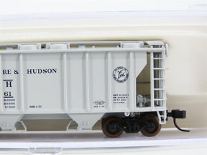 N Scale Atlas 31911 D&H Delaware & Hudson Railroad 2-Bay Covered Hopper #12061