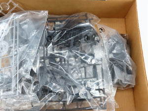 1:8 Revell SnapTite Kit 7302 Harley-Davidson Heritage Softail Classic Motorcycle