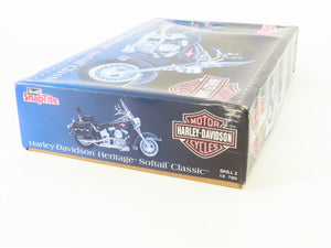 1:8 Revell SnapTite Kit 7302 Harley-Davidson Heritage Softail Classic Motorcycle