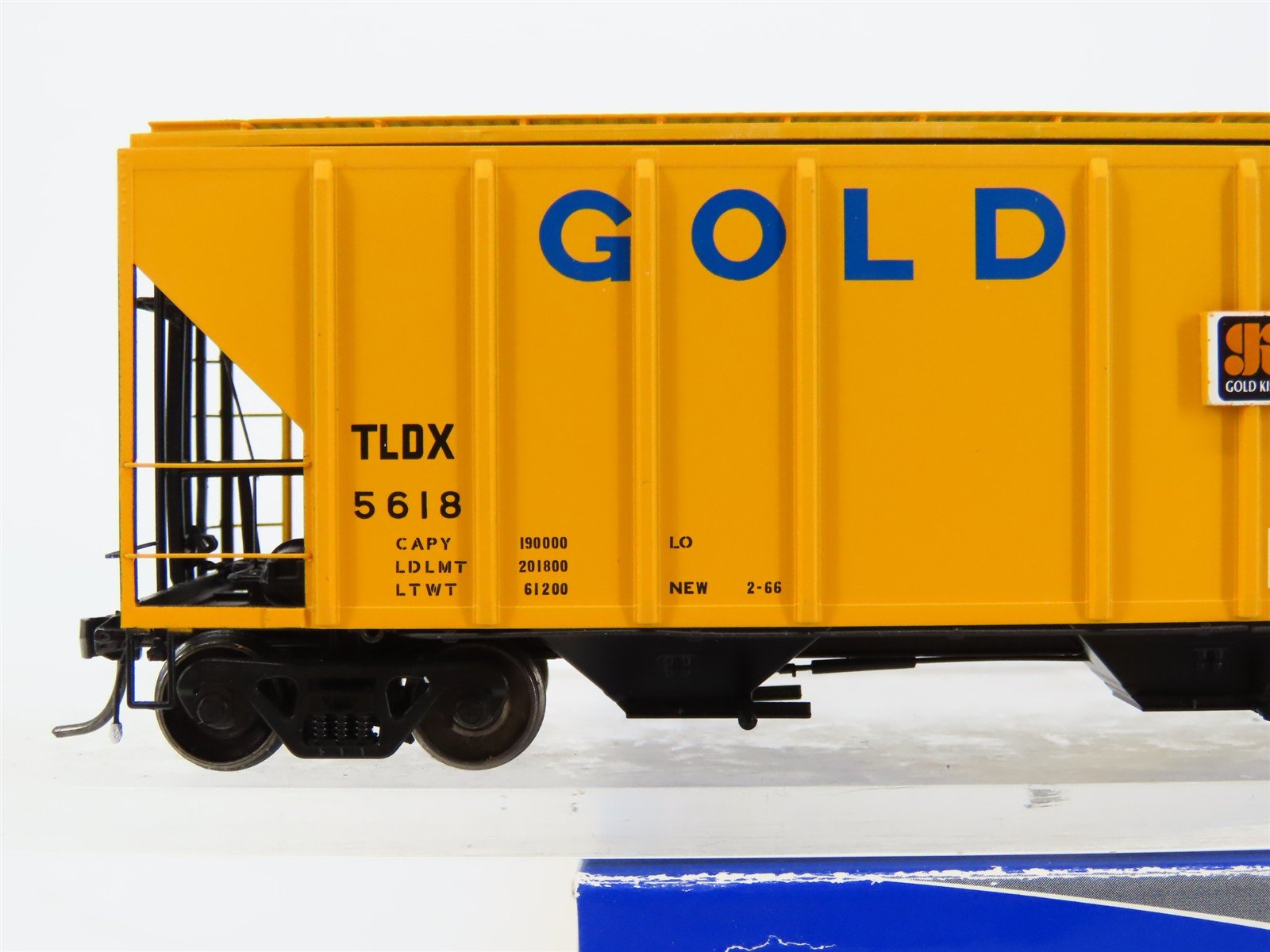 HO ExactRail EP-80193-1 TLDX Gold Kist PS2-CD 4427 3-Bay Covered Hopper #5618