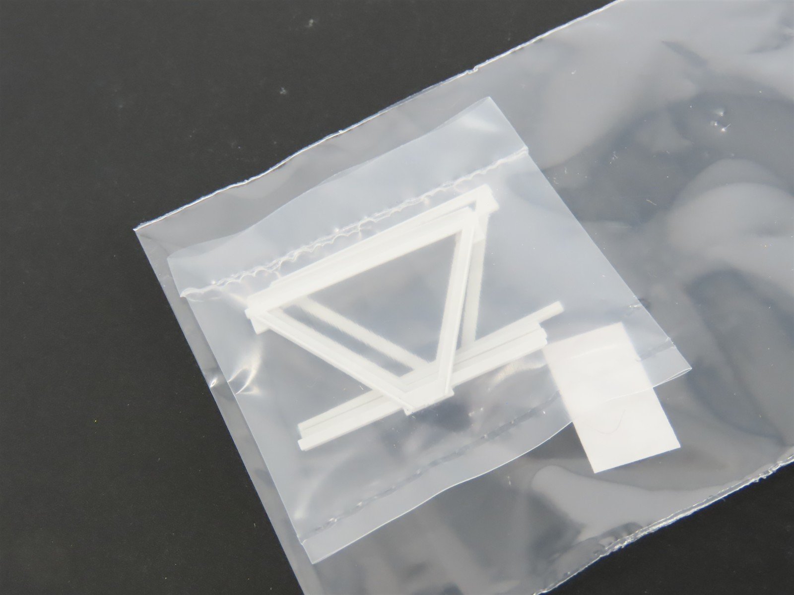 HO ExactRail EE-1307-18 NRLX CIT Group Autoflood Hopper #700556 w/Coal Load