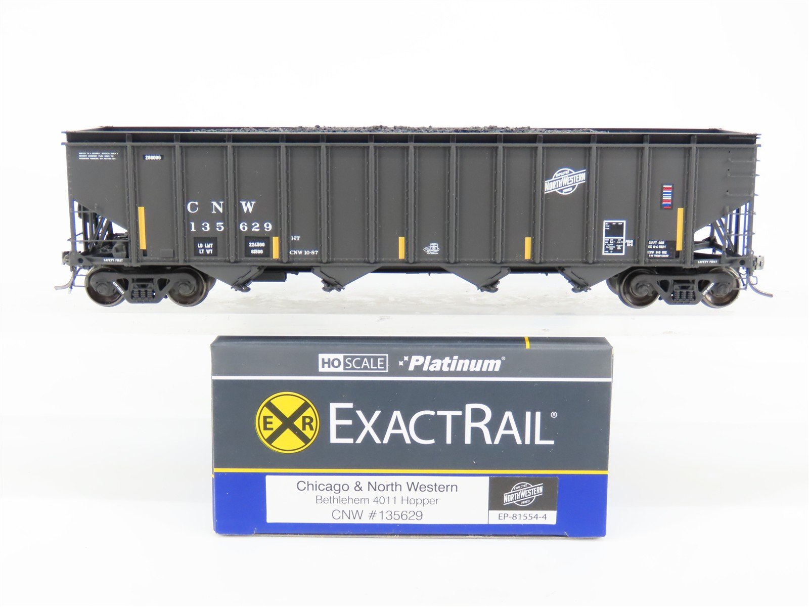HO ExactRail EP-81554-1 CNW Railway Bethlehem 4011 4-Bay Hopper Car #135629