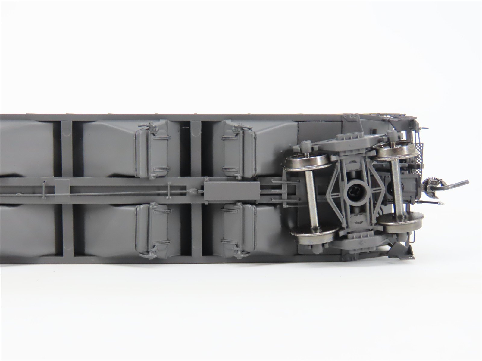 HO ExactRail EP-81554-5 CNW Railway Bethlehem 4011 4-Bay Hopper Car #135660