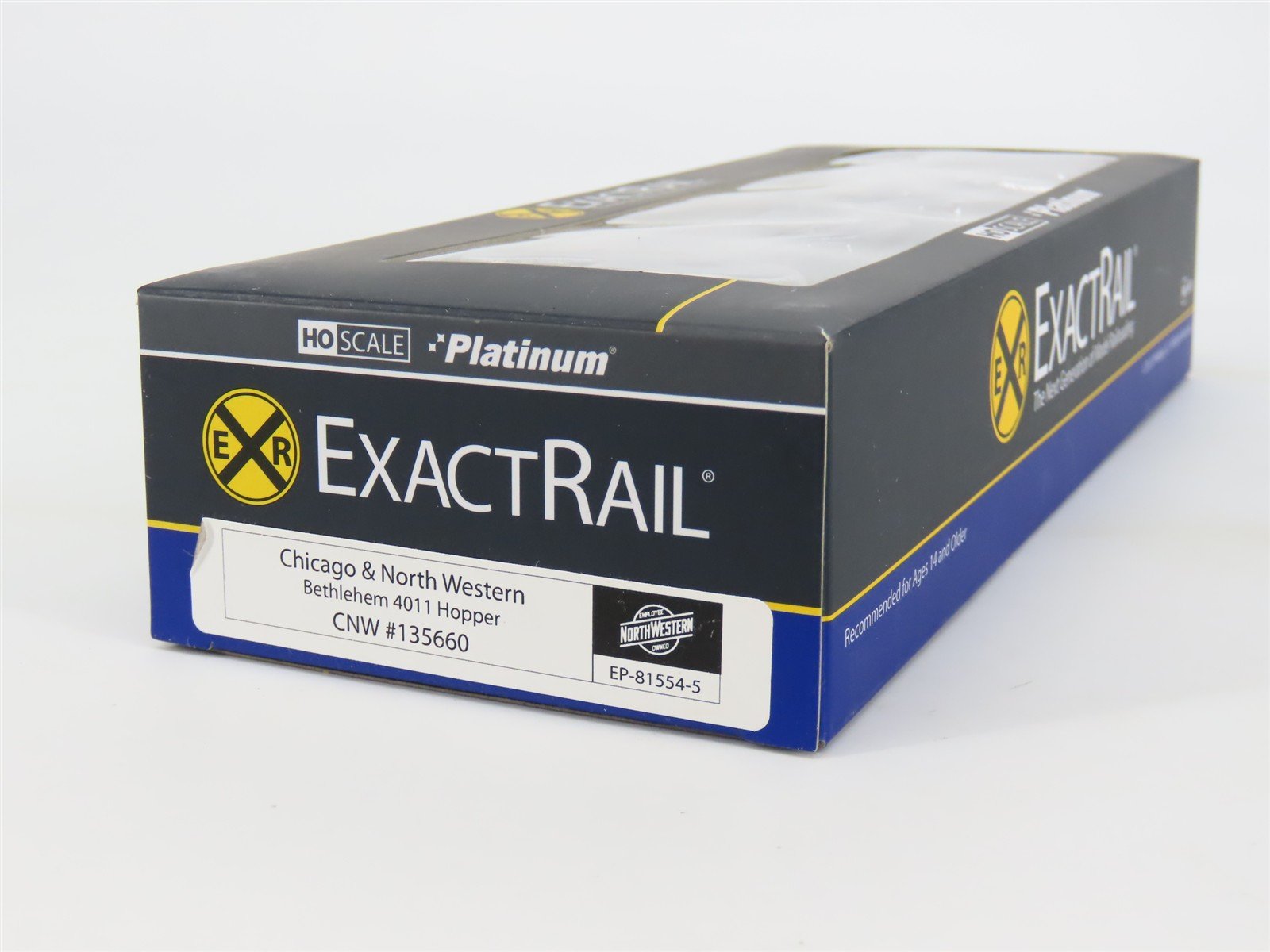 HO ExactRail EP-81554-5 CNW Railway Bethlehem 4011 4-Bay Hopper Car #135660