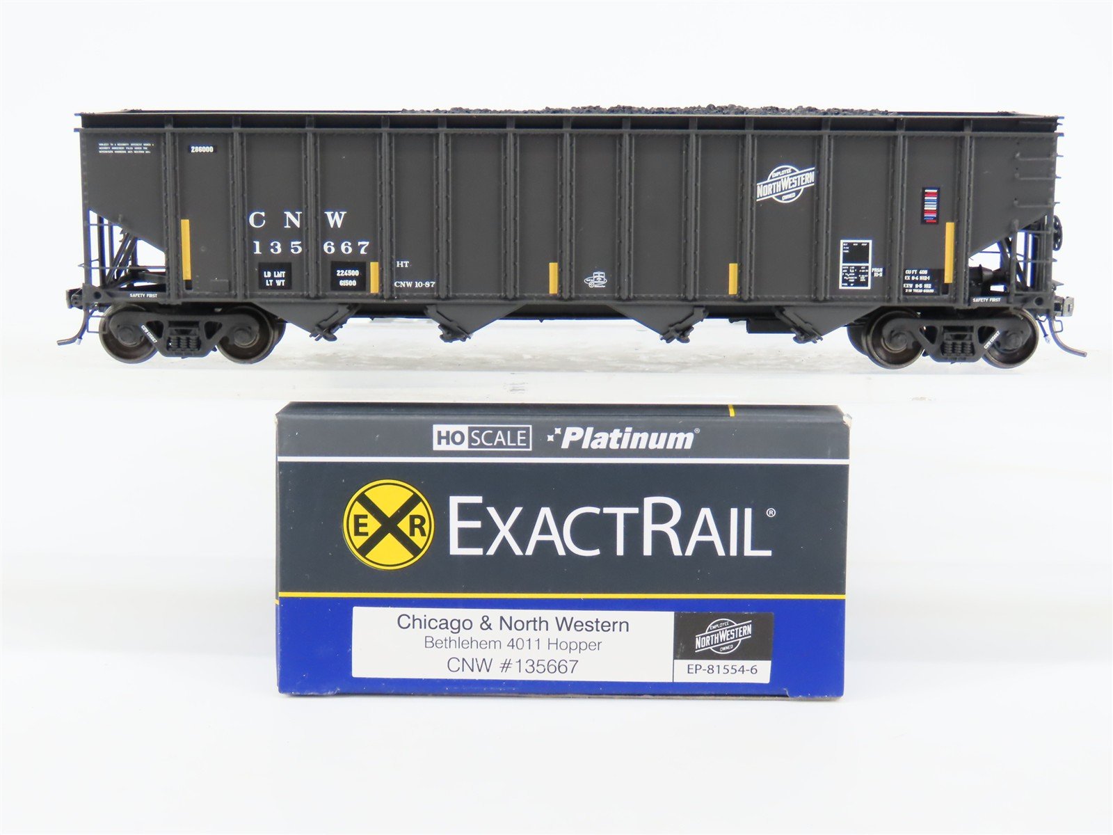 HO ExactRail EP-81554-6 CNW Railway Bethlehem 4011 4-Bay Hopper Car #135667