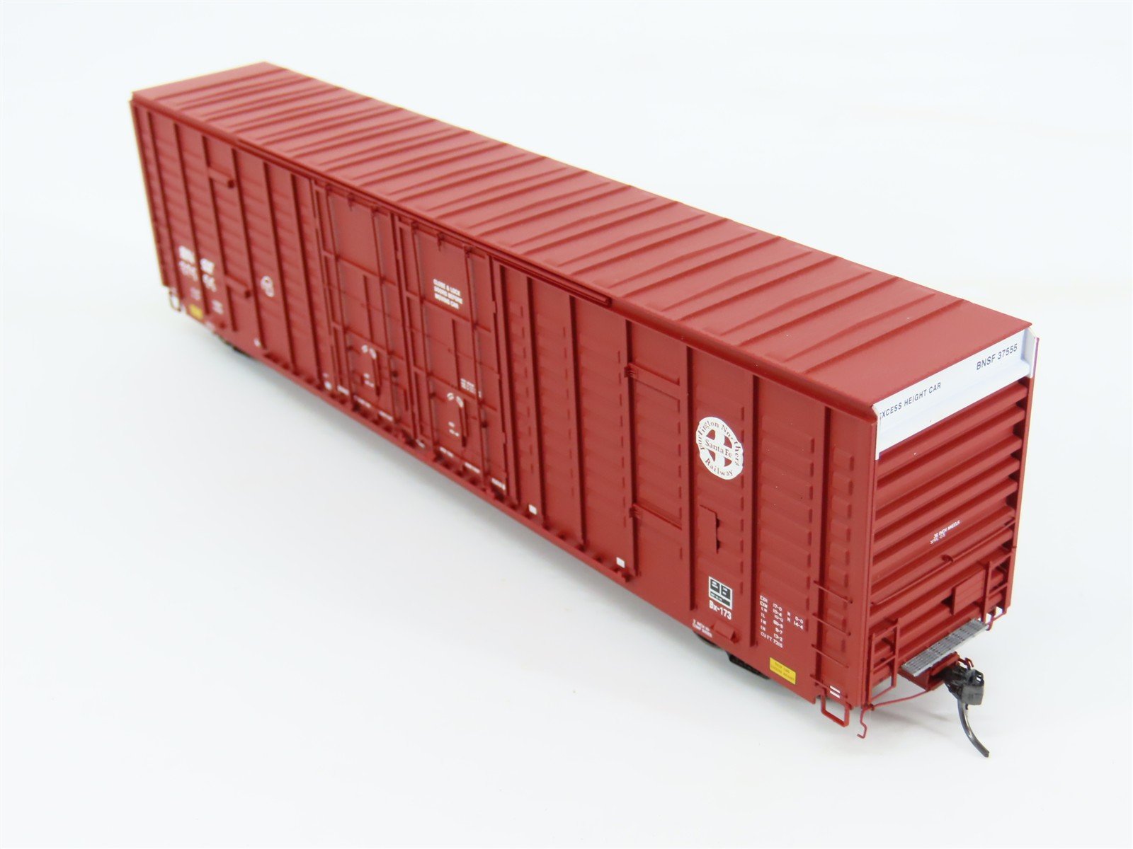 HO Scale ExactRail EP-80608-5 BNSF Railway P-S 60' Waffle Side Boxcar #37555