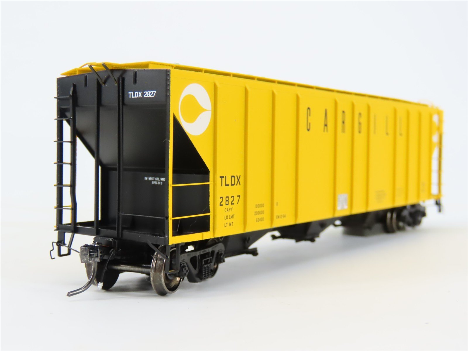 HO Scale ExactRail EP-80198-2 TLDX Cargill PS-2CD 4427 Covered Hopper Car #2827