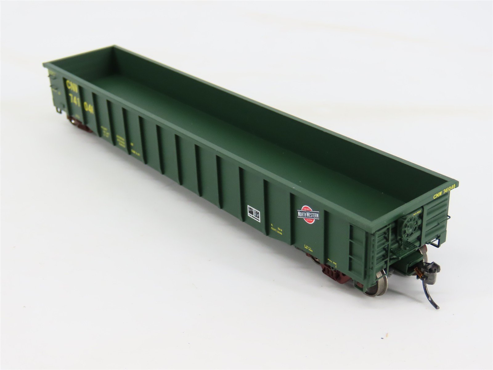 HO Scale ExactRail EE-1904-4 CNW Railway Thrall 2244 Gondola Car #741046