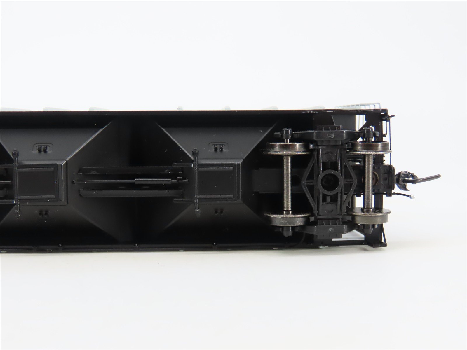 HO Scale ExactRail EP-80197-1 TLDX Bunge PS-2CD 4427 Covered Hopper #3015