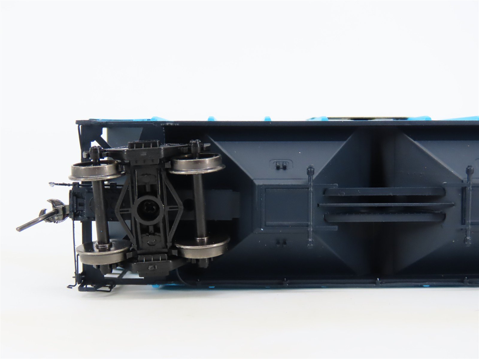 HO ExactRail EP-80179-6 TLDX Louis-Dreyfus Corp P-S 4427 3-Bay Hopper #5469