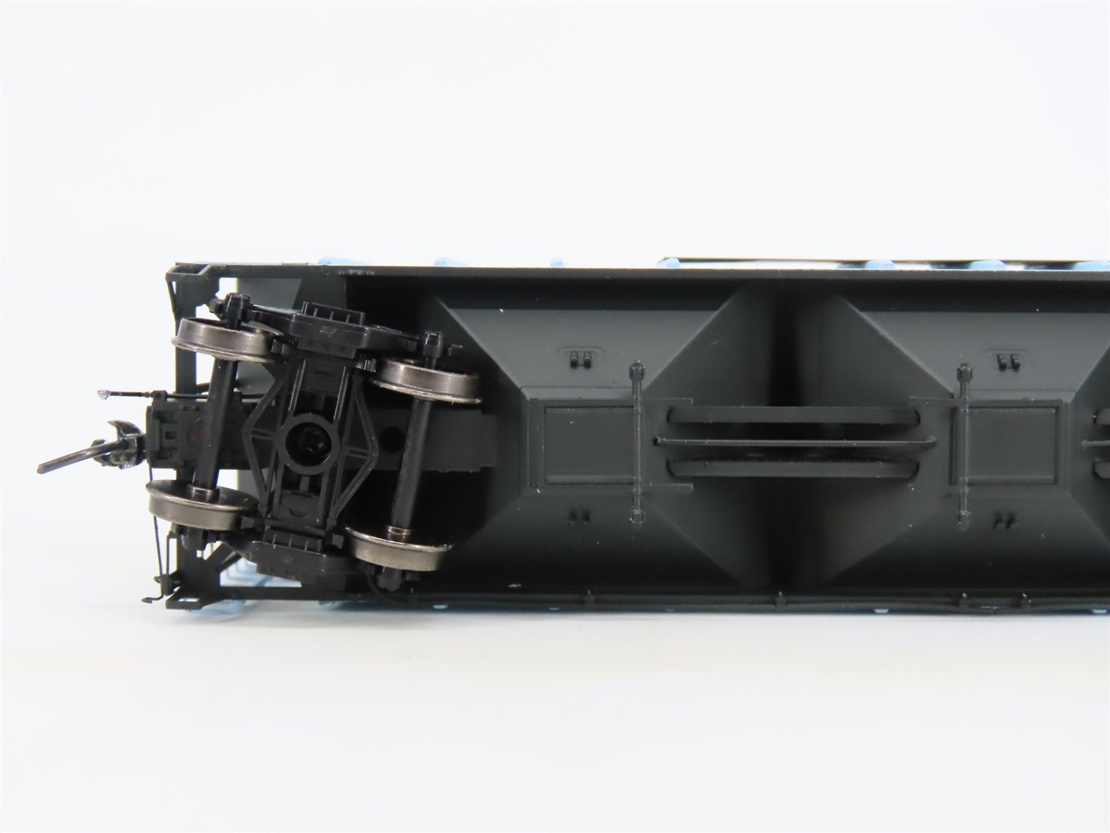 HO Scale ExactRail EP-80180-3 TLDX Bartlett & Co P-S 4427 3-Bay Hopper #5511