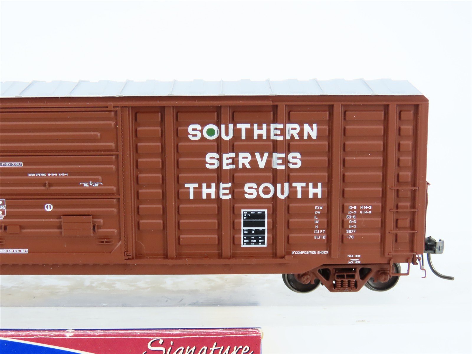 HO Scale ExactRail EPS-90307-3 Southern Railway Waffle Side 50' Boxcar #528325