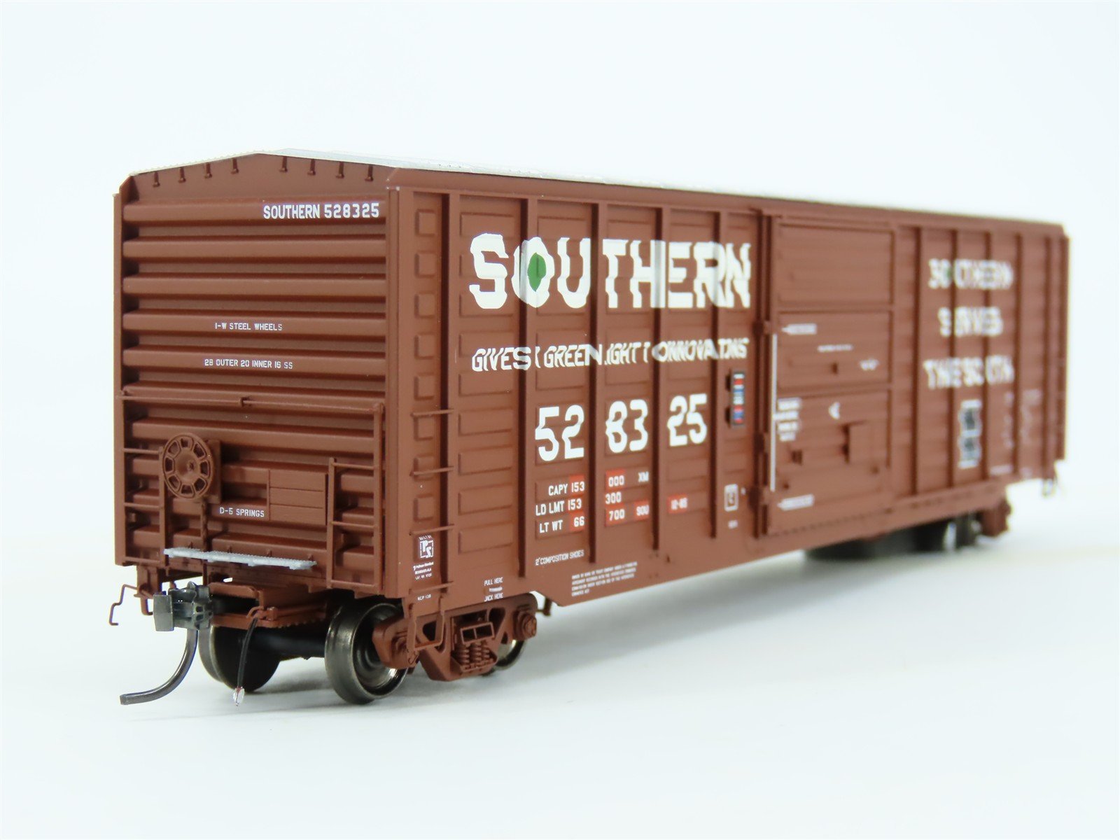 HO Scale ExactRail EPS-90307-3 Southern Railway Waffle Side 50' Boxcar #528325