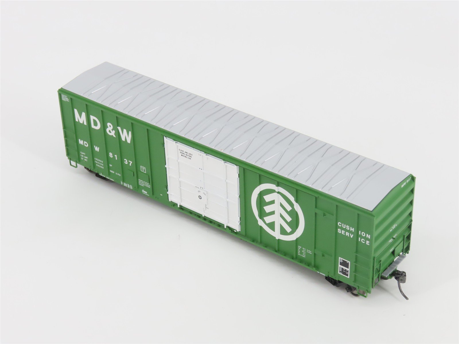 HO Scale ExactRail Evolution Series EE-1852-4 MD&W Plug Door Box Car #8137