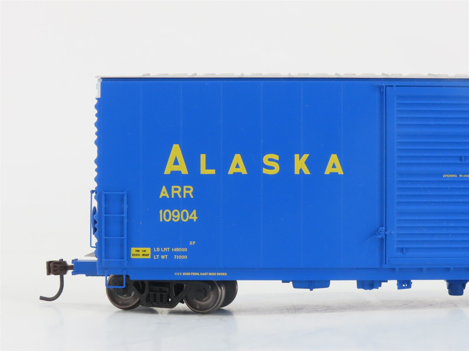 HO Scale ExactRail Evolution Series EE-1004-1 ARR Alaska Box Car #10904