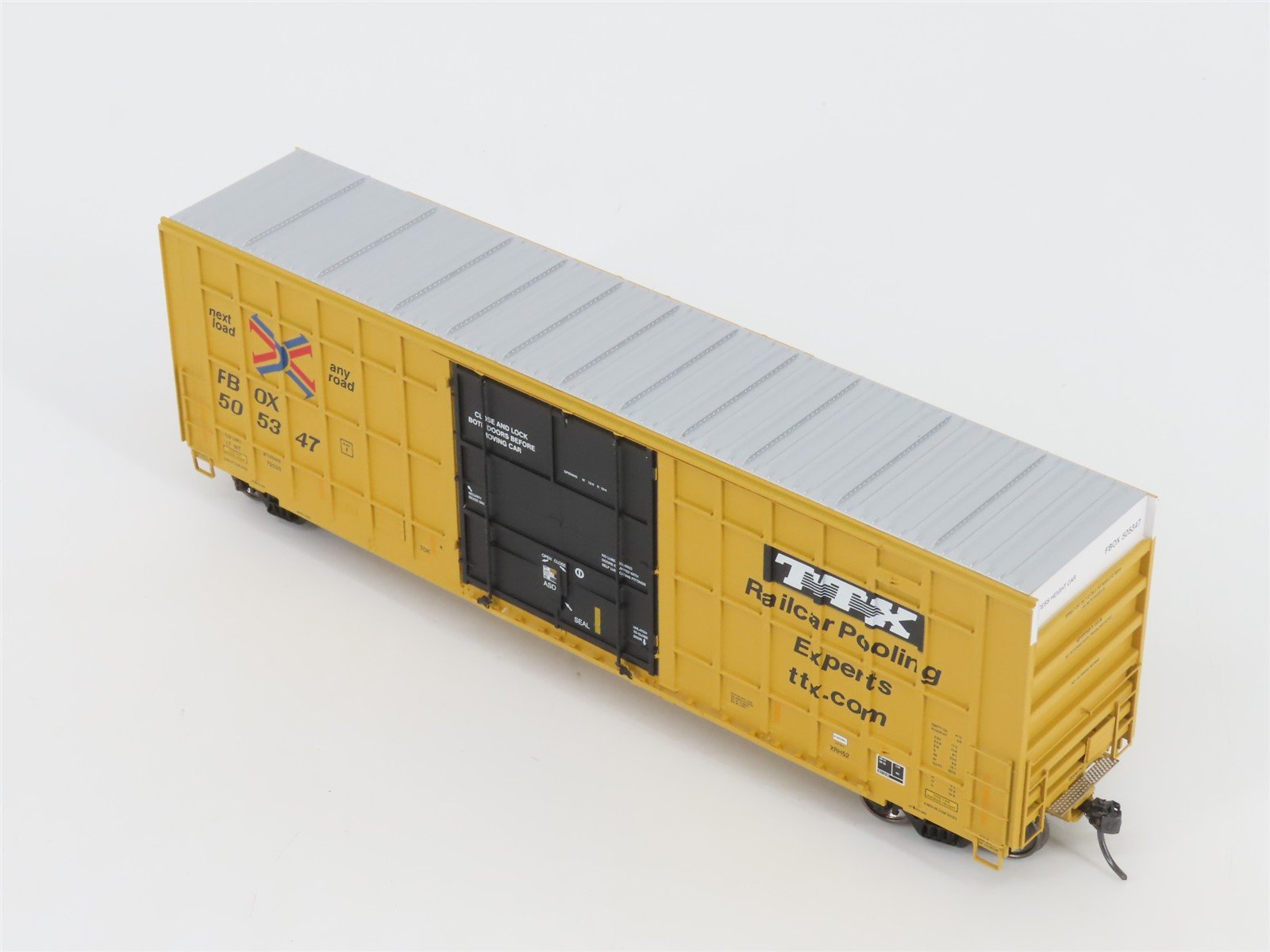 HO Scale ExactRail Evolution Series EE-1401-45 FBOX TTX Plug Door Boxcar #505347