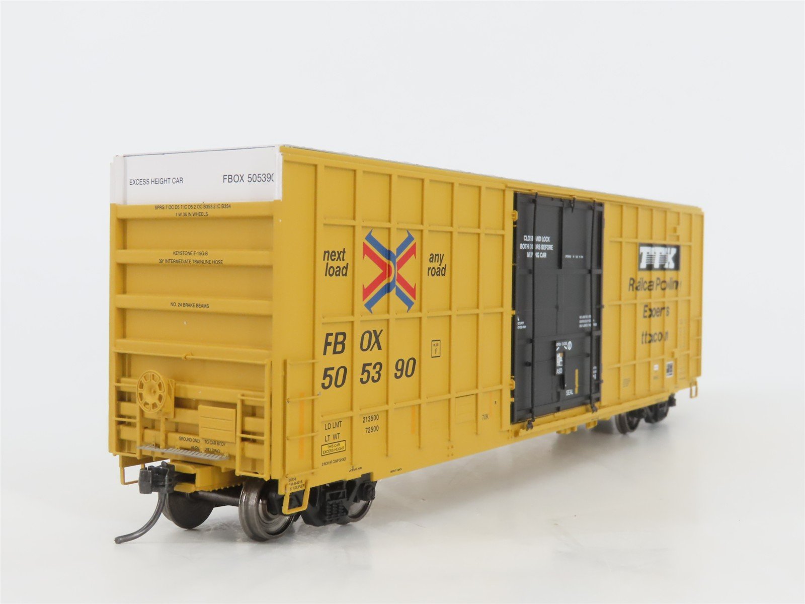HO Scale ExactRail Evolution Series EE-1401-48 FBOX TTX Plug Door Boxcar #505390