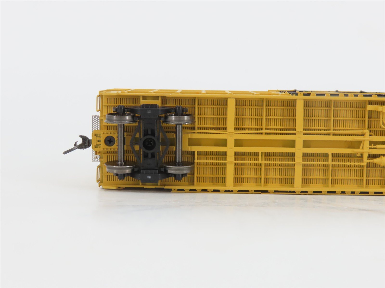 HO Scale ExactRail Evolution Series EE-1401-48 FBOX TTX Plug Door Boxcar #505390