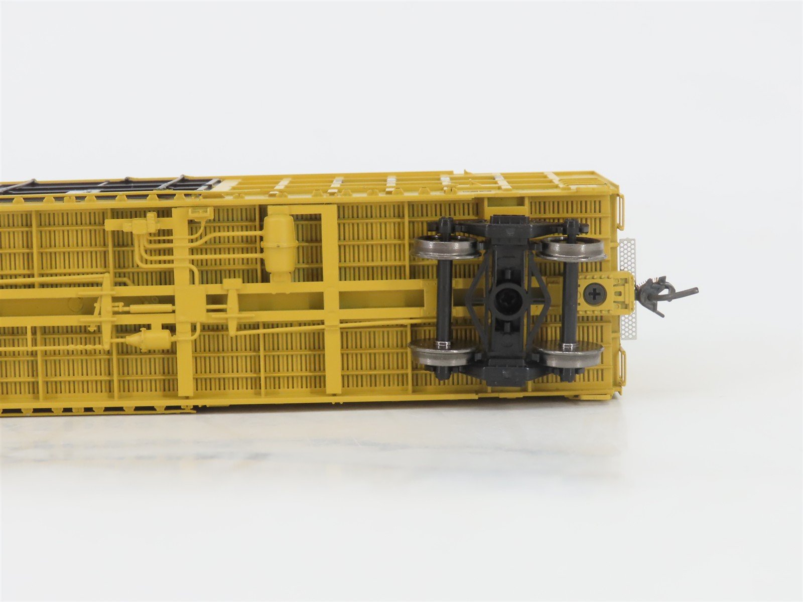 HO Scale ExactRail Evolution Series EE-1401-30 FBOX TTX Plug Door Boxcar #504526