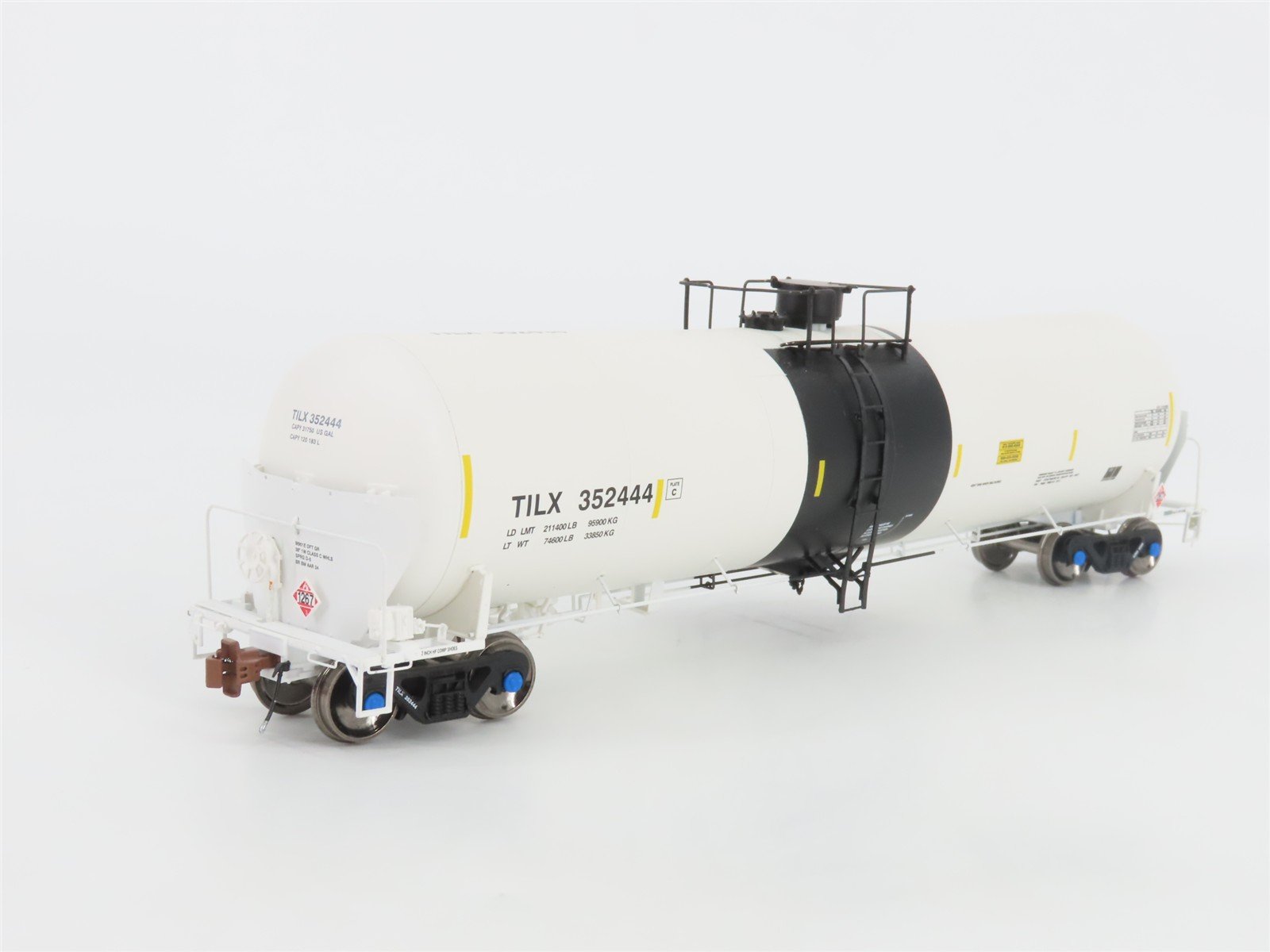 HO Scaletrains.com Rivet Counter SXT30133 TILX Trinity 31K Gal. Tank Car #352444