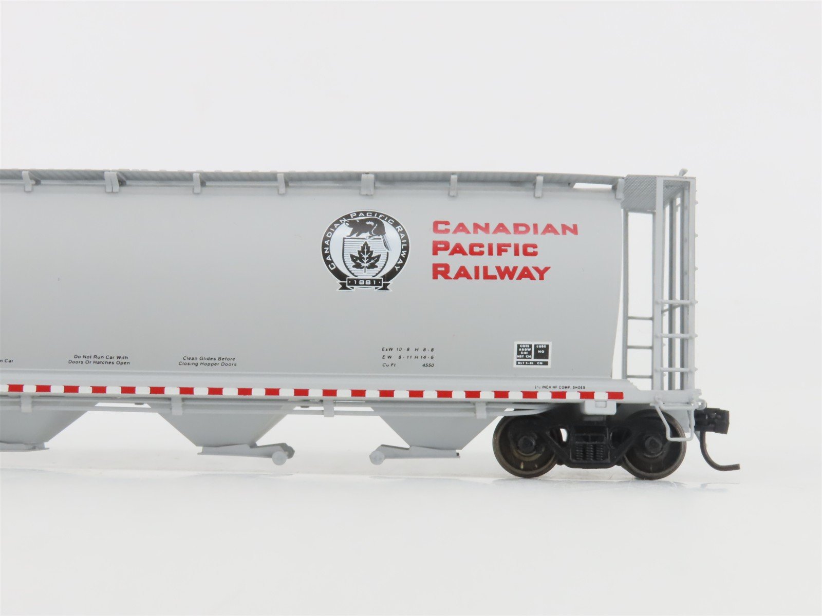 HO Scale InterMountain PWRS CP Canadian Pacific 4-Bay Cylindrical Hopper #385396