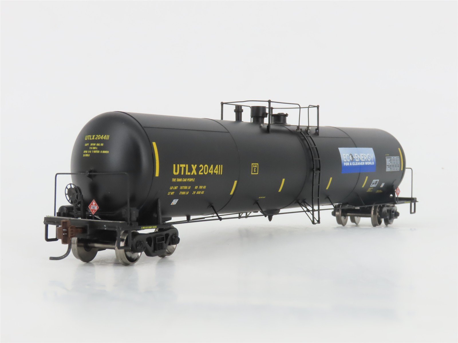 HO Scale Athearn 93893 UTLX Eco-Energy 30K Gallon Ethanol Tank Car #204411