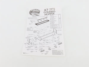 HO Scale Athearn 93935 WM Chessie System ACF 2970 2-Bay Covered Hopper #604952