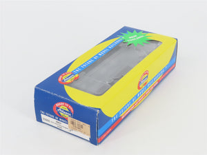 HO Scale Athearn 93905 BNSF Railway ACF 2970 2-Bay Covered Hopper #405895