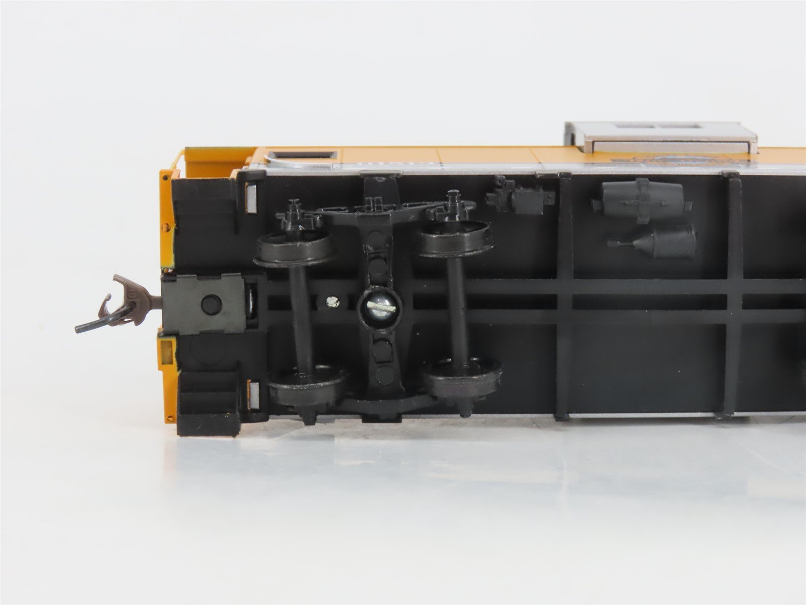 HO Scale Athearn 7501 D&RGW Rio Grande (Orange/Silver) Wide Vision Caboose 01513