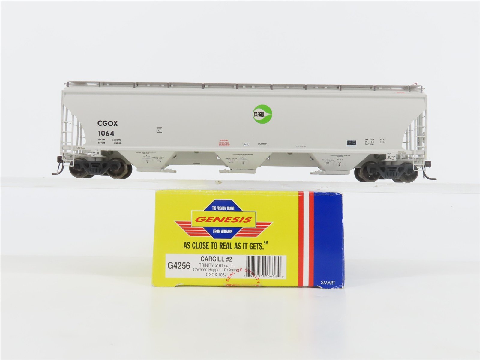 HO Scale Athearn Genesis G4256 CGOX Cargill #2 3-Bay Covered Hopper #1064