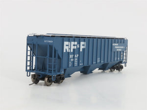 HO Scale Atlas Trainman 20000213 RF&P Thrall 4750 3-Bay Covered Hopper #9029