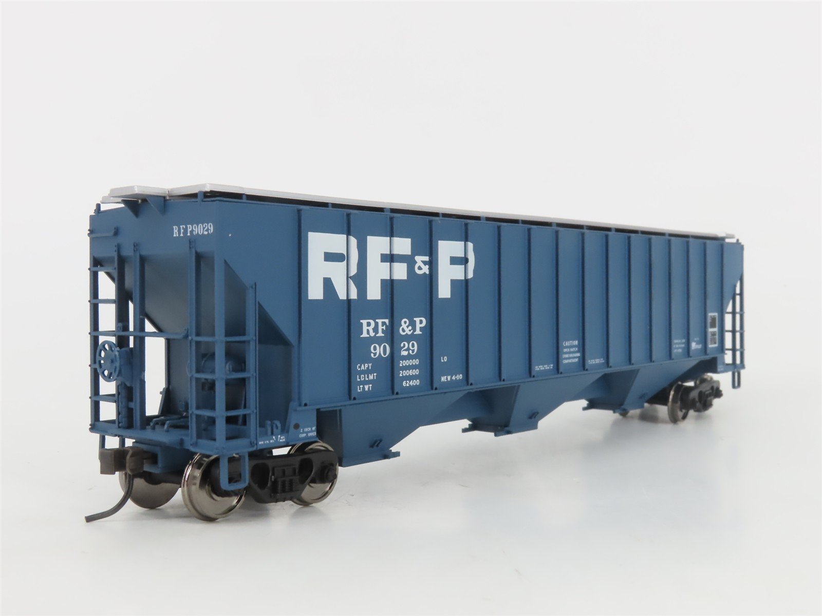 HO Scale Atlas Trainman 20000213 RF&P Thrall 4750 3-Bay Covered Hopper #9029