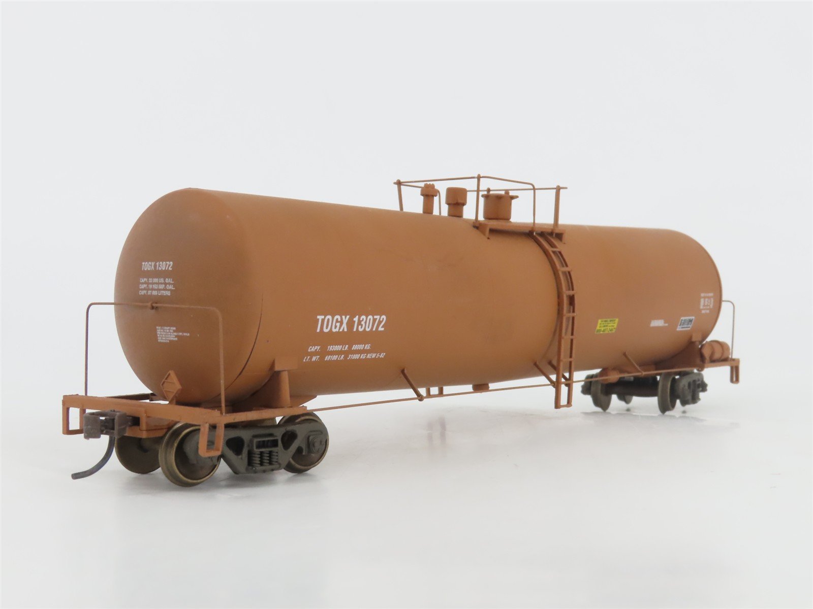 HO Scale Walthers 932-7260 TOGX (Gulf) 23K Gallon Funnel Flow Tank Car #13072